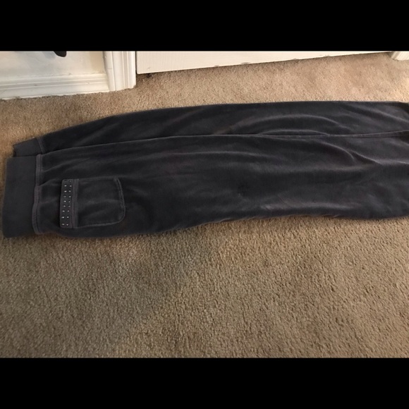 Cute comfy pant set - Picture 3 of 3